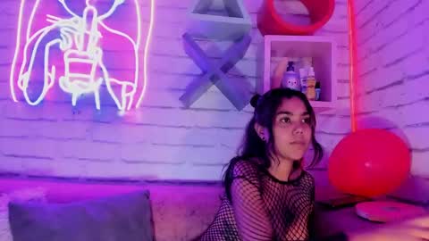 Anna online show from 01.26.25