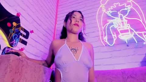 Anna online show from 02.15.25