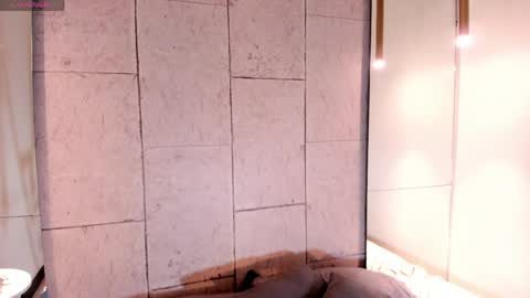 Anna online show from 03.31.26