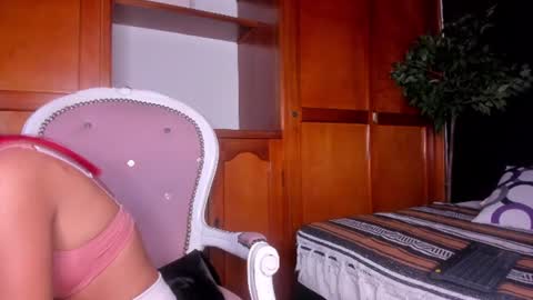 Snapshot of anahi__18 chatting on 07.02.26 Anahi online show from 07.02.26