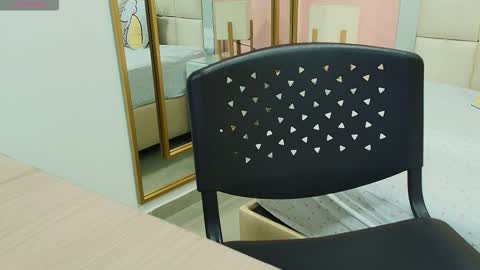 Anahi  online show from 12.01.25