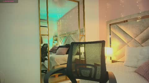 Anahi  online show from 04.01.26