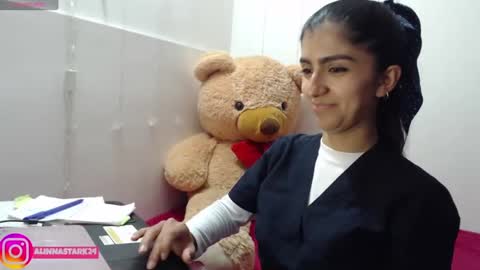 Snapshot of anahibrowns95 chatting on 10.10.25 Anahi Browns online show from 10.10.25