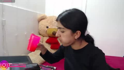 Snapshot of anahibrowns95 chatting on 10.14.25 Anahi Browns online show from 10.14.25