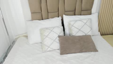 Snapshot of anais_adams chatting on 11.14.25 Anais online show from 11.14.25