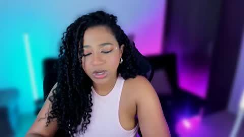      help me to get 100 thumps up  online show from 12.22.24