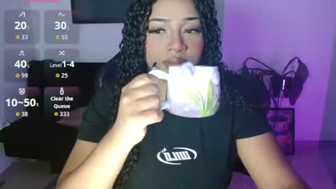      help me to get 100 thumps up  online show from 08.03.26