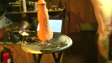 Snapshot of analelasticity chatting on 09.26.25 AnalElasticity online show from 09.26.25