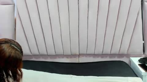 AbbyAndAntonela online show from 01.03.25