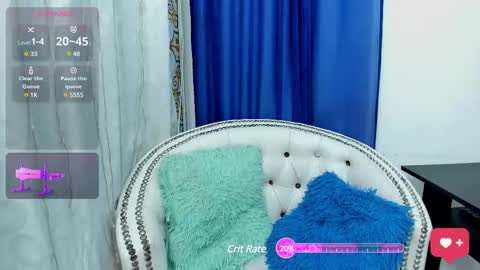 Snapshot of analia18_ chatting on 02.15.25 analia18 online show from 02.15.25