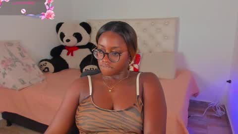 A N A  my connection hours are from 600 pm to 12 pm Colombian time online show from 01.11.25