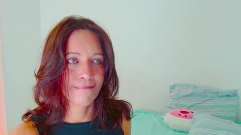 anapereira12 online show from 04.15.26