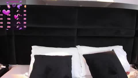 Anasha online show from 11.22.25