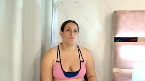 Snapshot of anastasia_marco chatting on 09.23.25 anastasia_marco online show from 09.23.25