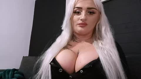 Snapshot of anastasiaamore chatting on 05.19.26 AnastasiaAmore online show from 05.19.26