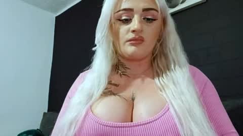 Snapshot of anastasiaamore chatting on 05.24.26 AnastasiaAmore online show from 05.24.26
