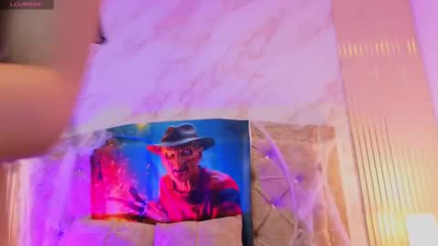 Anastasia Coleman online show from 10.28.25