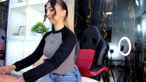 Snapshot of anastasiiabelov chatting on 05.04.26 Anastasia online show from 05.04.26
