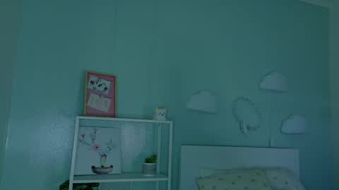 Kendra  online show from 10.27.25