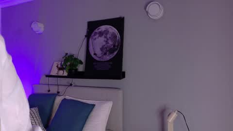 Kendra  online show from 03.11.26