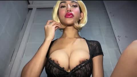 anawalters online show from 12.16.25