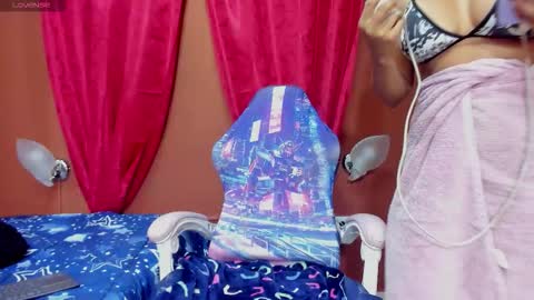 anazztasia_squirt online show from 02.10.26