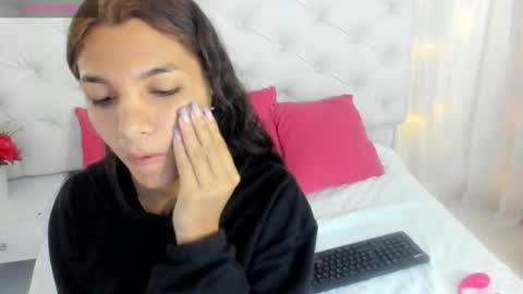 anchela garcia online show from 10.02.25