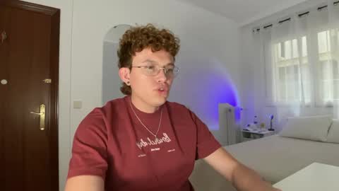 Snapshot of anddres_boss chatting on 04.28.26 Tell Me ANDRESS ----- online show from 04.28.26