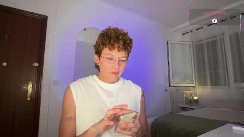 Snapshot of anddres_boss chatting on 06.08.26 Tell Me ANDRESS ----- online show from 06.08.26