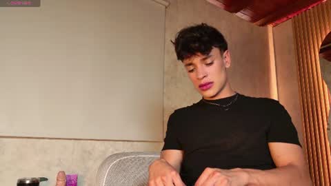 Snapshot of ander_ashford77 chatting on 06.12.26 Ander online show from 06.12.26