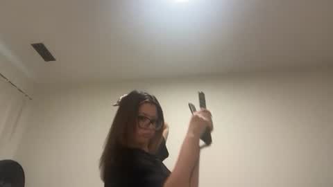 anditspinkxo online show from 06.30.26