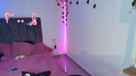 Andra de la Rosse online show from 05.31.26