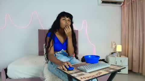 Snapshot of andre_lezcano chatting on 02.12.26 andre_lezcano online show from 02.12.26