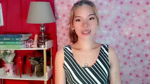 andrea06121998 online show from 11.16.25