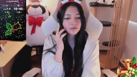 Snapshot of andrea_bonnie chatting on 12.03.25 andrea_bonnie online show from 12.03.25