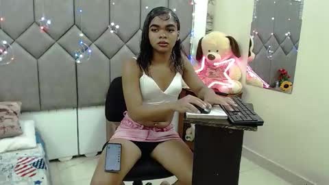 Andrea Castt online show from 03.17.26