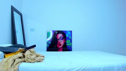 Snapshot of andrea_cherryy_ chatting on 09.19.25 Andrea Cherry online show from 09.19.25