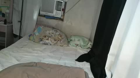 yanie online show from 11.28.25