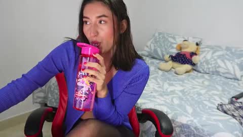 Andrea online show from 12.16.25