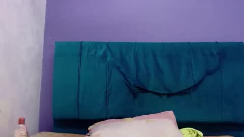 ANDREA LOPEZ online show from 04.09.26