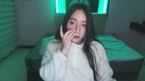 Andrea Ramos online show from 02.27.25