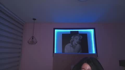 Andrea Ramos online show from 03.05.25