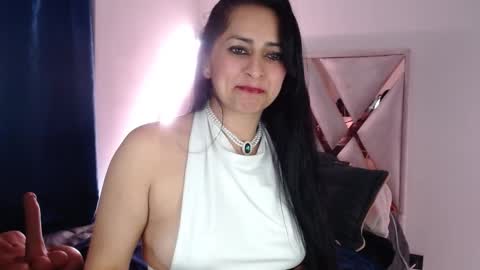 Snapshot of andrea_sexx_ chatting on 01.16.25 Andrea online show from 01.16.25