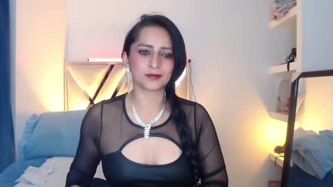 Snapshot of andrea_sexx_ chatting on 10.06.25 Andrea online show from 10.06.25