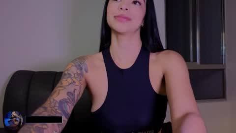 Snapshot of andrea_torres_ chatting on 05.22.26 online show from 05.22.26