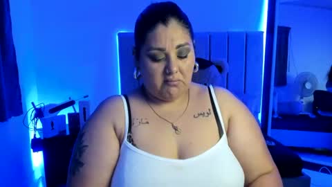 andreaakinky online show from 10.19.25