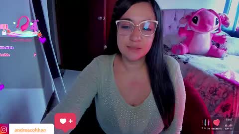 Snapshot of andreacohenz chatting on 09.24.25 andrea online show from 09.24.25