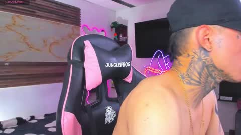 Snapshot of andrees_s chatting on 09.17.25 andrees_s online show from 09.17.25