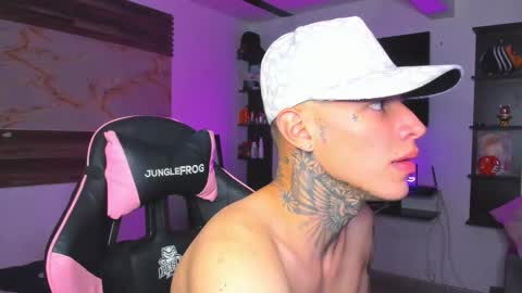 Snapshot of andrees_s chatting on 10.09.25 andrees_s online show from 10.09.25