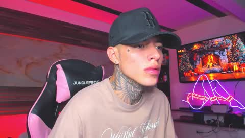 Snapshot of andrees_s chatting on 11.07.25 andrees_s online show from 11.07.25